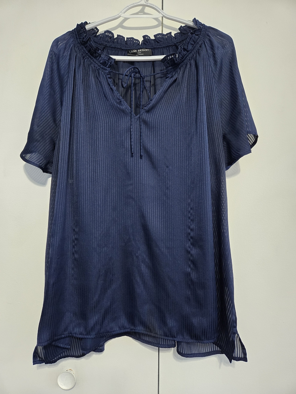 Lane Bryant Navy Sheer Stripe Peasant Blouse 22/24 Tie Neck Plus Size
